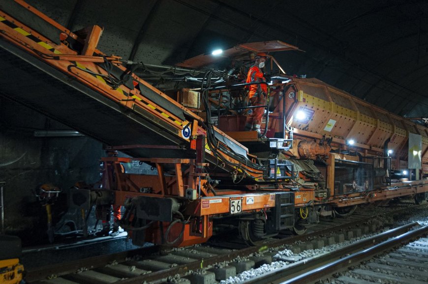 NEW TRACK RENEWAL CONTRACT IN SEPTÈMES-LES-VALLONS, FRANCE